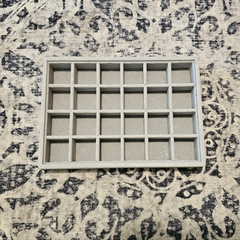 Taupe Felt Jewelry Organizer Box